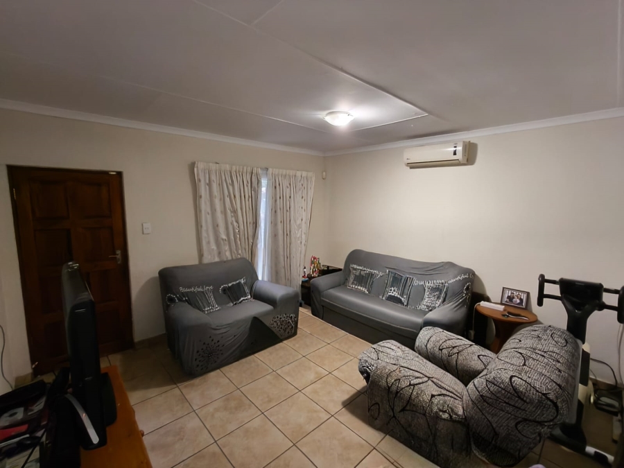 3 Bedroom Property for Sale in Waterval East North West